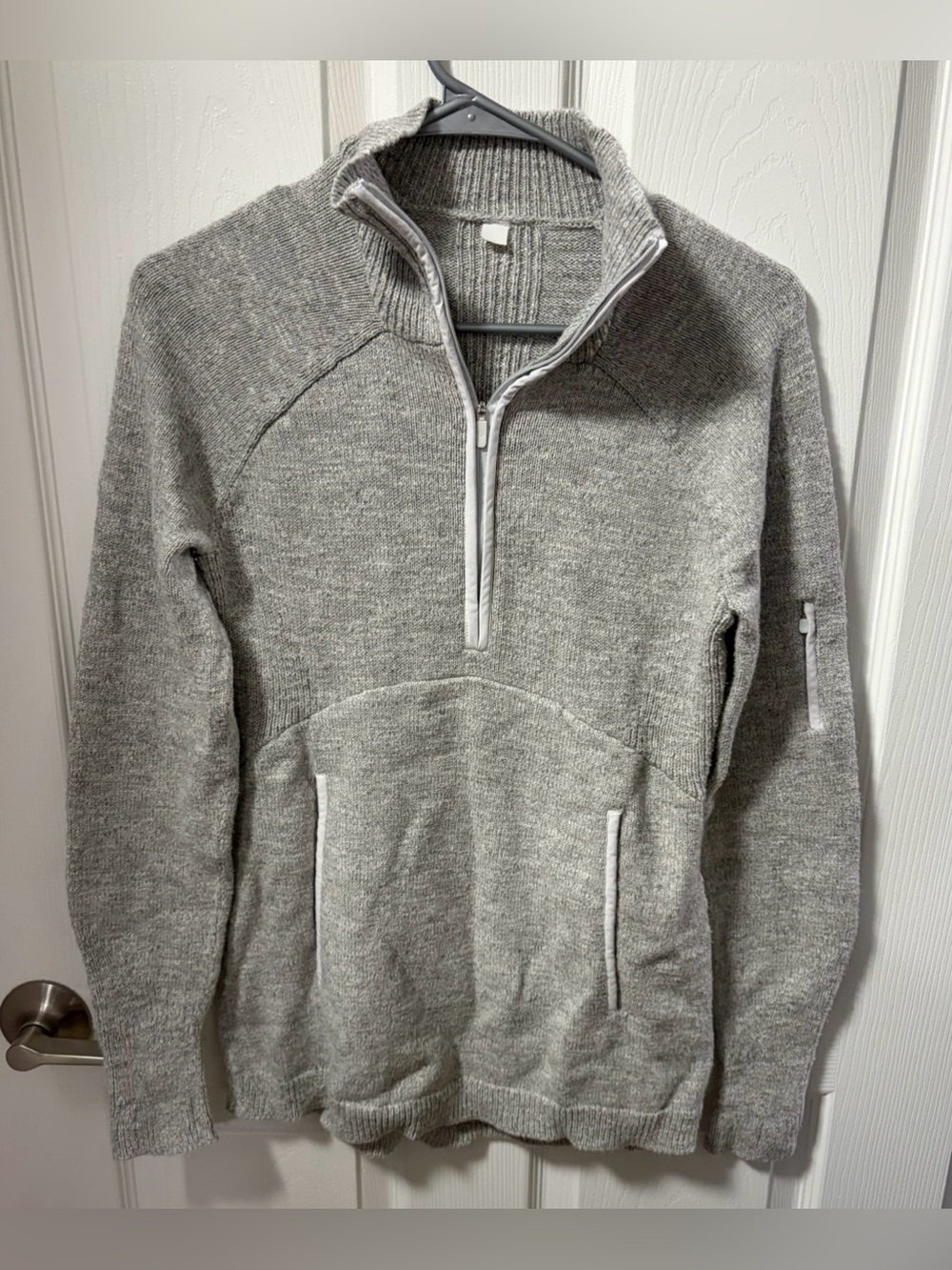 Lululemon Summit Stride Sweater - Sz 6